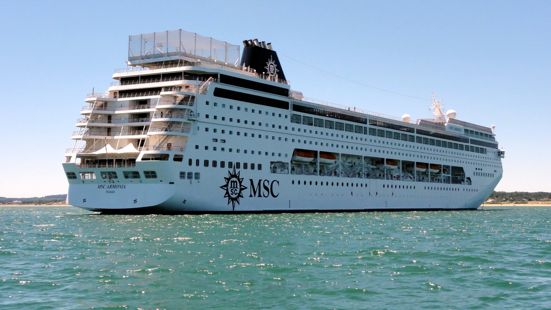 Cruzeiro MSC Armonia