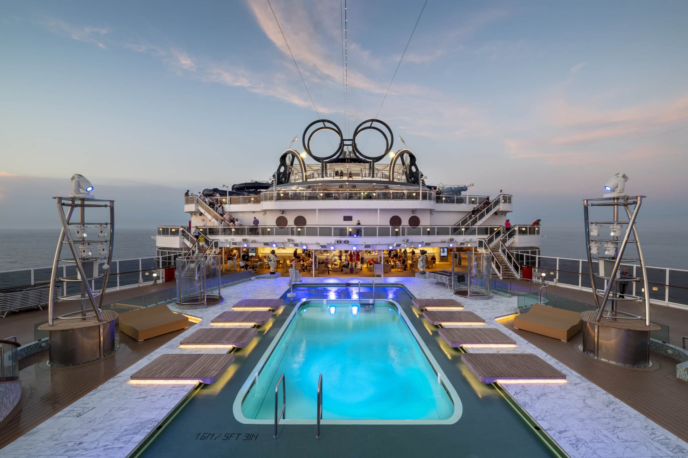 Panorama Pool Deck MSC Seaview