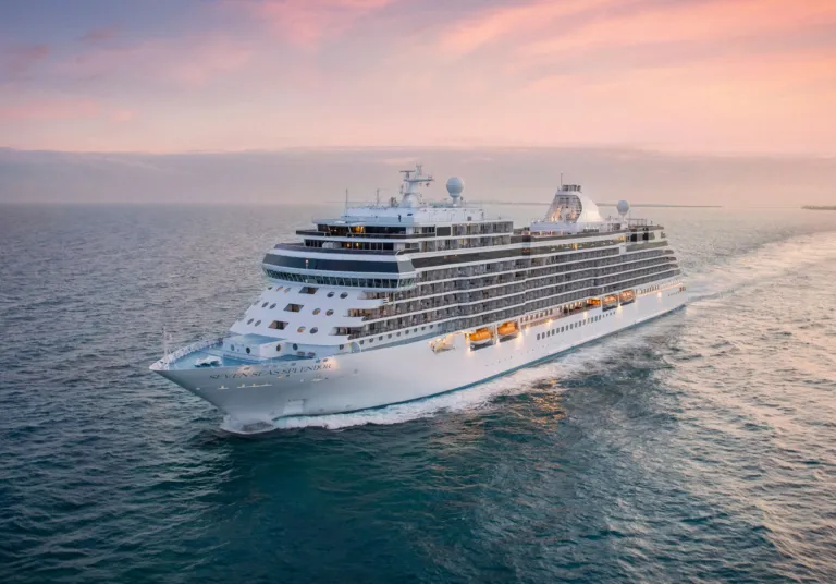 Seven Seas Splendor, Tóquio
