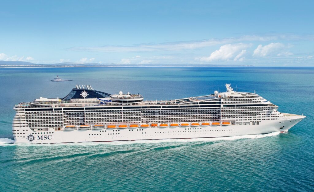 MSC Divina, Santos