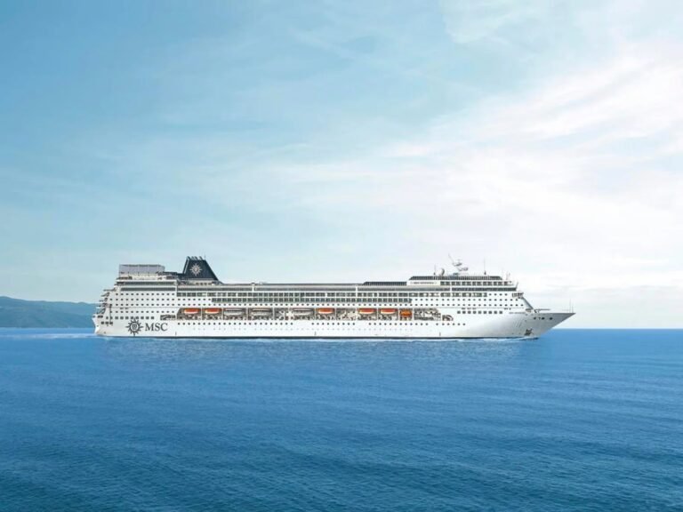 MSC Sinfonia, Atenas