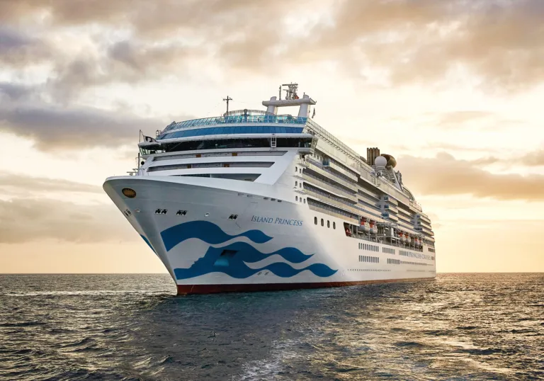 Island Princess, 