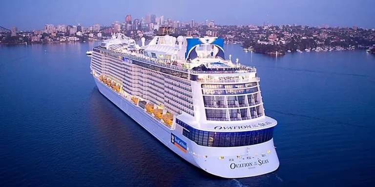 Ovation of the Seas, Los Angeles
