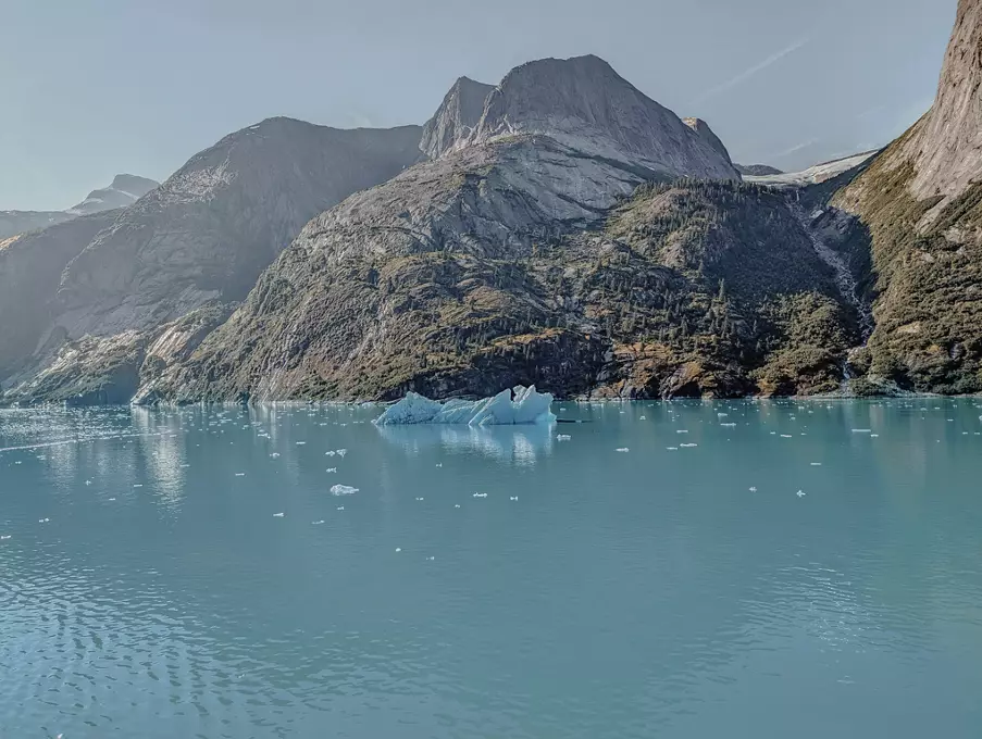 Sailing the Endicott Arm (Dawes Glacier), Estados Unidos
